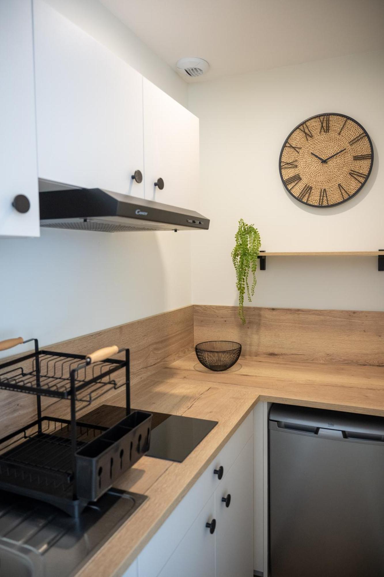67 Victor Hugo Apartment Коняк Екстериор снимка